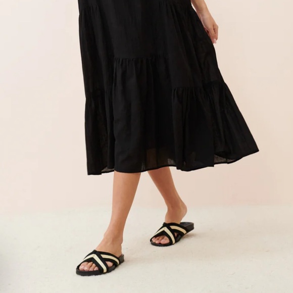 JENNI KAYNE
Cotton Crossover Sandal - Picture 2 of 6